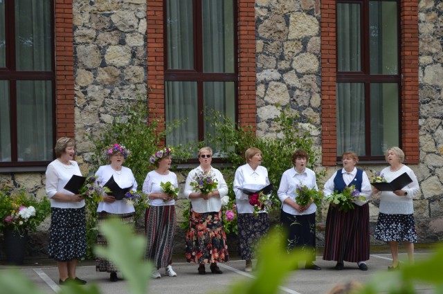 Aiviekstes pagasta senioru vokālais ansamblis "Ābeļziedi"